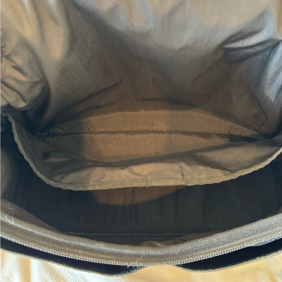 GUCCI GG CANVAS DIAPER BAG. Prelove - Picture 9 of 12